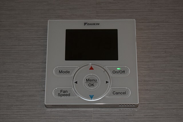 How Can Experts Help Choose the Right Thermostat for Your Home